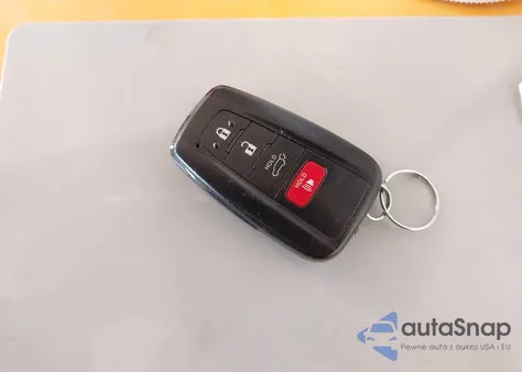 2024 Toyota Rav4 Xle из США, поврежденный, VIN 2T3P1RFV0RC420662